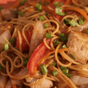 Foto de Tallarin Saltado De Pescado