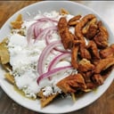 Foto de Chilaquiles con Chicharrón norteño - 688 kcal