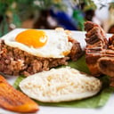 Foto de CALENTAO CHICHARRON