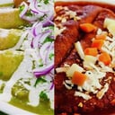 Foto de Enchiladas tradicionales verdes o rojas.