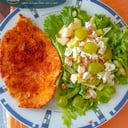Foto de Pechuga asada con ensalada de uvas