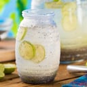 Foto de Agua de limón con chia