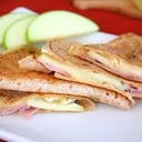 Foto de QUESADILLA DE JAMON Y QUESO