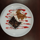 Foto de Porción de Brownie con Helado