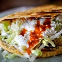 Foto de Gordita de Chicharrón - 400 kcal