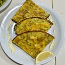 Foto de Tortilla de papas con ensalada fresca 