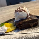 Foto de BROWNIE CON HELADO
