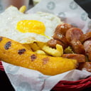 Foto de Salchipapa cubana