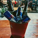 Foto de 2 NOVECENTO EXTRA BRUT + 4 RED BULL