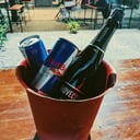 Foto de 1 NOVECENTO EXTRA BRUT + 2 RED BULL