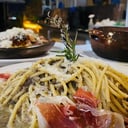 Foto de Capellini al prosciutto e tartufo
