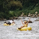 Foto de Tubing en el río