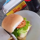 Foto de Hamburguesa + fritas + Coca/Sprite lata x 310 cc. + helado