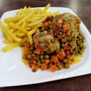 Foto de Pollo Arvejado con Guarnición