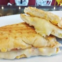 Foto de Panini de Queso Suizo ó Jamon York