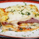 Foto de LASAÑA DE JAMON, MUZZARELLA Y VERDURA