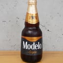 Foto de Negra modelo 