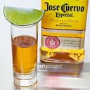 Foto de Tequila Jose Cuervo Especial