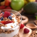 Foto de Copa de Yogurth casero con granola y frutos