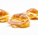 Foto de Medialuna de Jamón y Queso