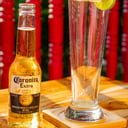 Foto de Michelada corona