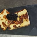 Foto de Queso plancha con mermelada de arándanos / Grilled cheese with blueberry jam