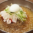 Foto de Mul naengmyeon (冷面) 물냉면