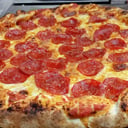 Foto de Deliciosa orilla rellena de queso crema o queso mozzarella para todas nuestras pizzas