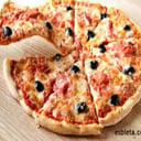 Foto de Pizza con chorizo y aceituna