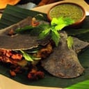 Foto de Quesadilla de chicharrón prensado.