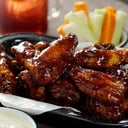 Foto de ALITAS DE HIPOGRIFO A LA BBQ