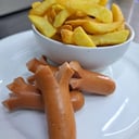 Foto de SALCHICHA ACOMPAÑAMIENTO A ELECCION  PAPAS FRITAS, ARROZ, PURE, DUQUESAS