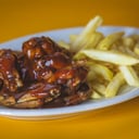 Foto de LUNES Alitas
