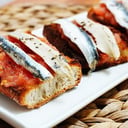 Foto de TOSTA DE BOQUERONES EN VINAGRE