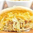 Foto de Catira (Shredded Chicken and American Cheese)