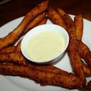 Foto de Fingers de pollo caseros con salsa de miel y mostaza 