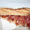 Foto de Jamón de Teruel, tomate y aceite de oliva 