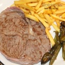 Foto de Bistec de ternera con guarnición 