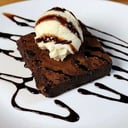 Foto de BROWNIE CON HELADO 