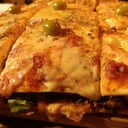 Foto de LOMO PIZZA DE 9 PORCIONES