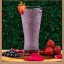 Foto de MILK SHAKE GALLETAS + MORA + ARANDANOS