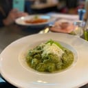 Foto de Pasta Pesto (Fetuccini o Ñoquis)