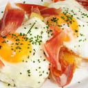 Foto de Huevos estrellados con jamón