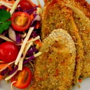 Foto de MILANESAS DE BERENJENA O MILANESA DE SOJA CON GUARNICION