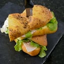 Foto de SANDUCHE DE TOCINO Y JAMON DE PAVO