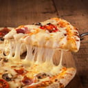 Foto de Pizza Mediana 35cm 6-8 Porciones
