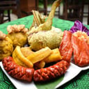 Foto de Juane c/ patacones y cecina