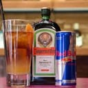 Foto de Jagermeister + red bull