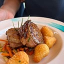 Foto de Filete de Res y salsa demi-glace