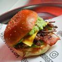 Foto de Hamburguesa Desmechada + Papas + Gaseosa250